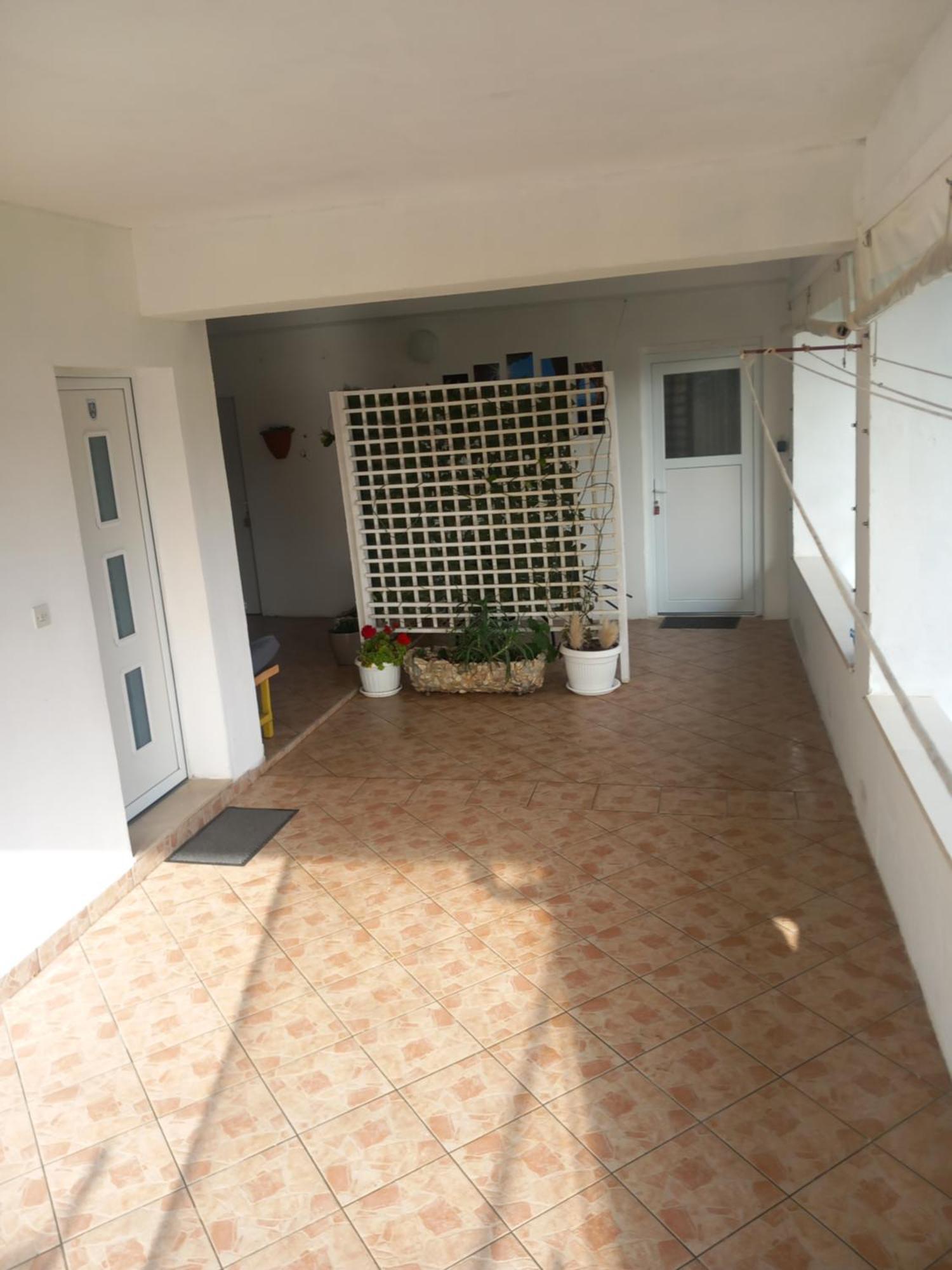 Apartman Iva Kuciste Rum bild