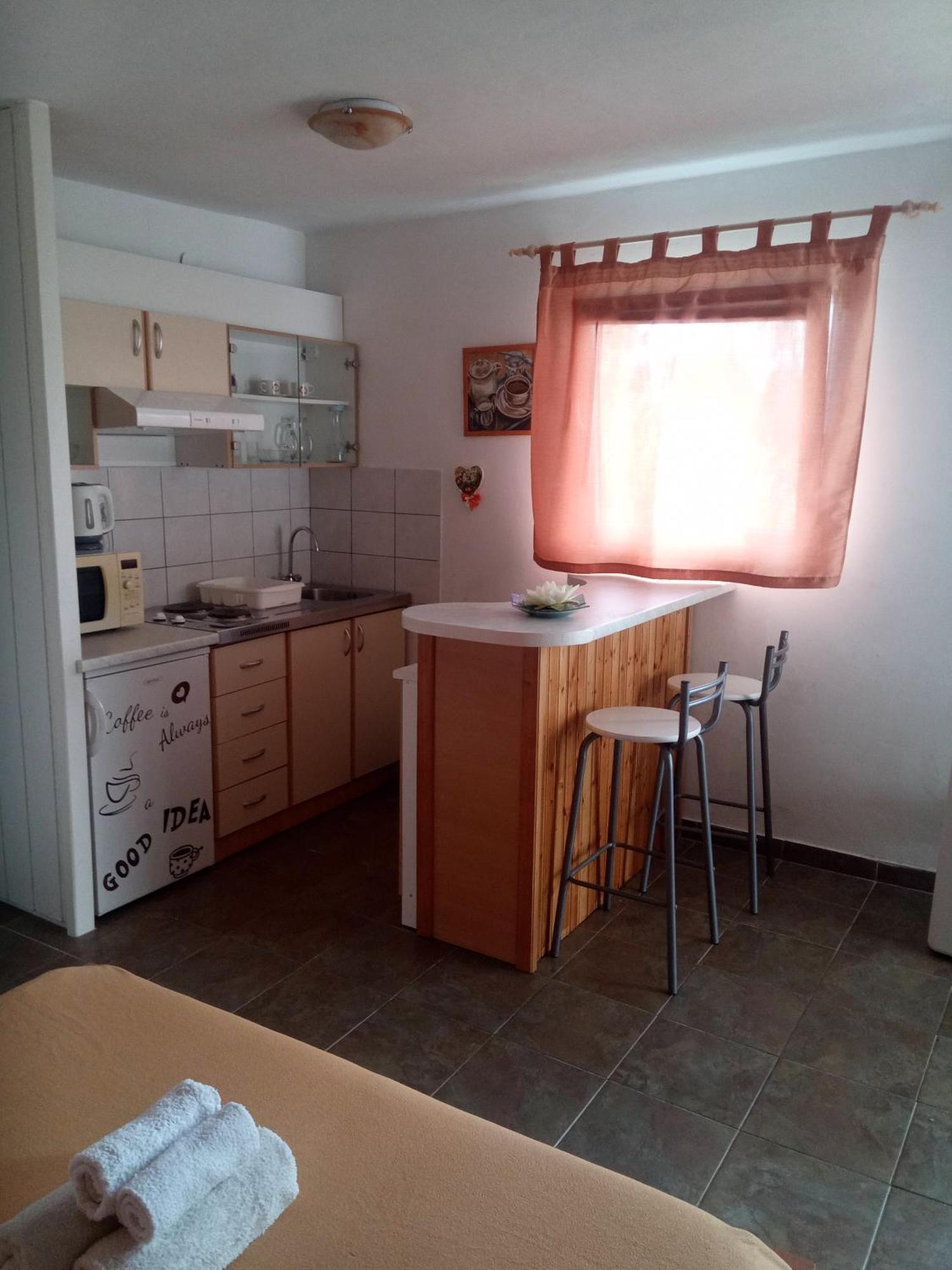 Apartman Iva Kuciste Exteriör bild
